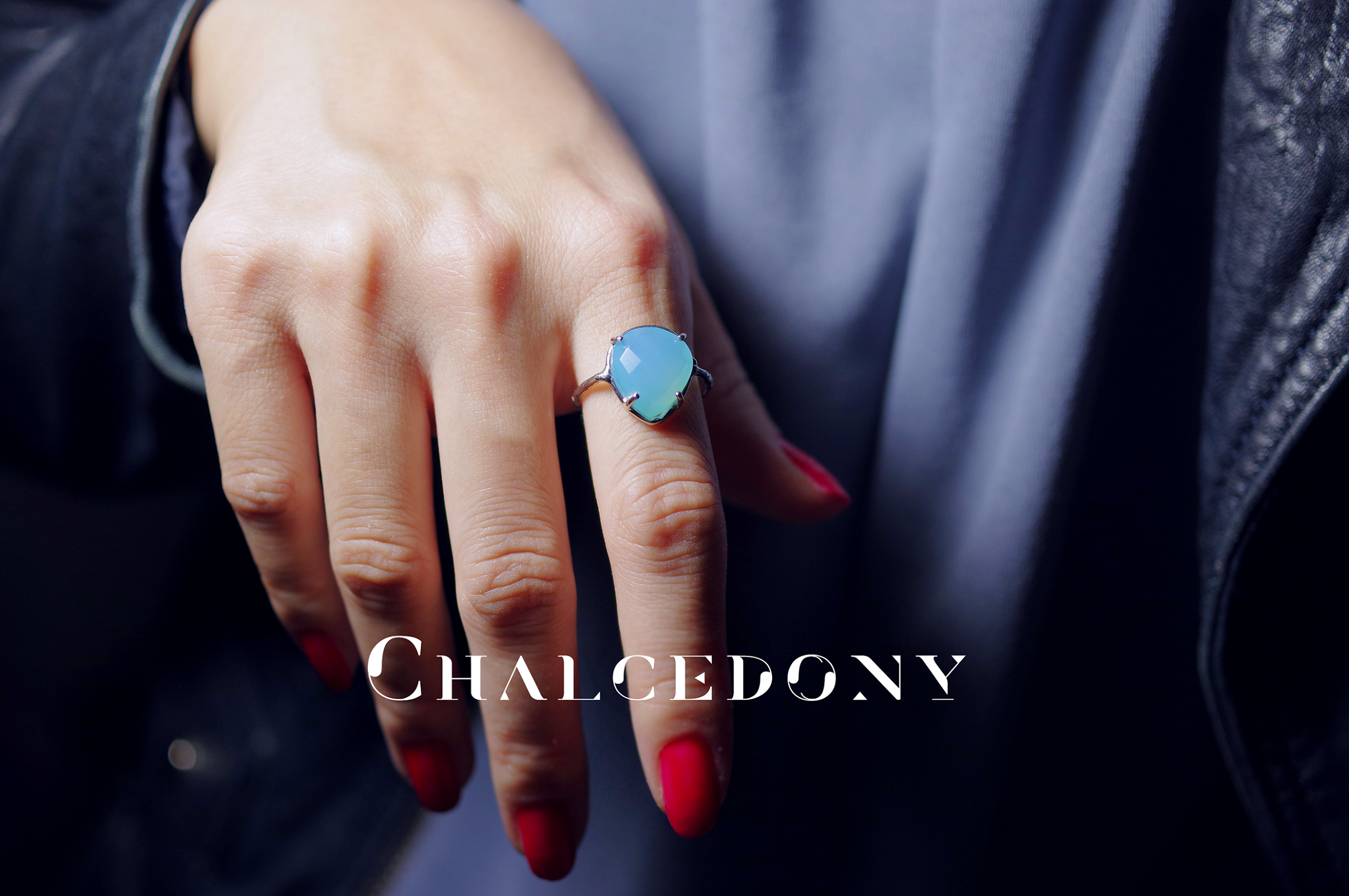 新作 ☆『 カルセドニー』☆の世界でひとつの天然石リングsilver925 + ロジウムコーティング