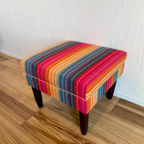 1点もの スポンジ新品 布部張り替え済み スツール オットマン