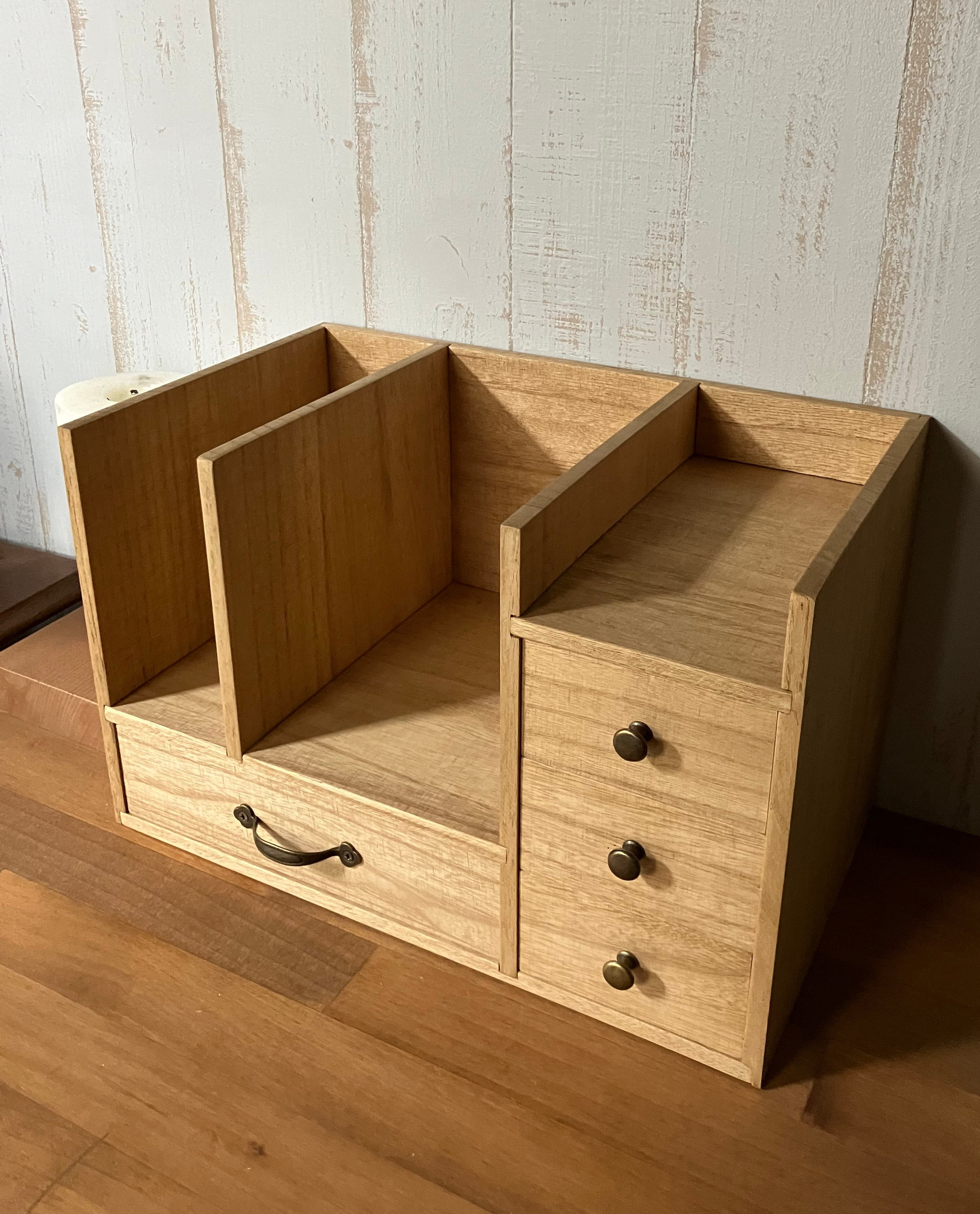 日常をやさしく整える　木製の卓上収納