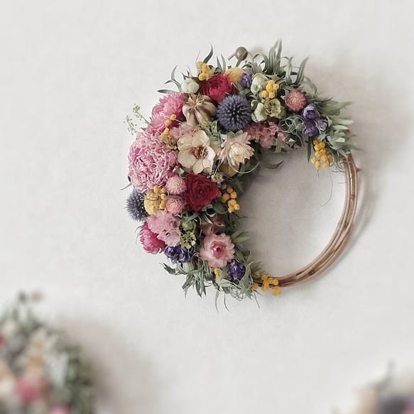 ドライフラワーのカラフルリース＊プレゼント／お祝い／誕生日／記念日
