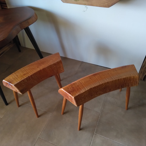 自然木のベンチ ④ スツール・サイドテーブル・ディスプレイ ソファ