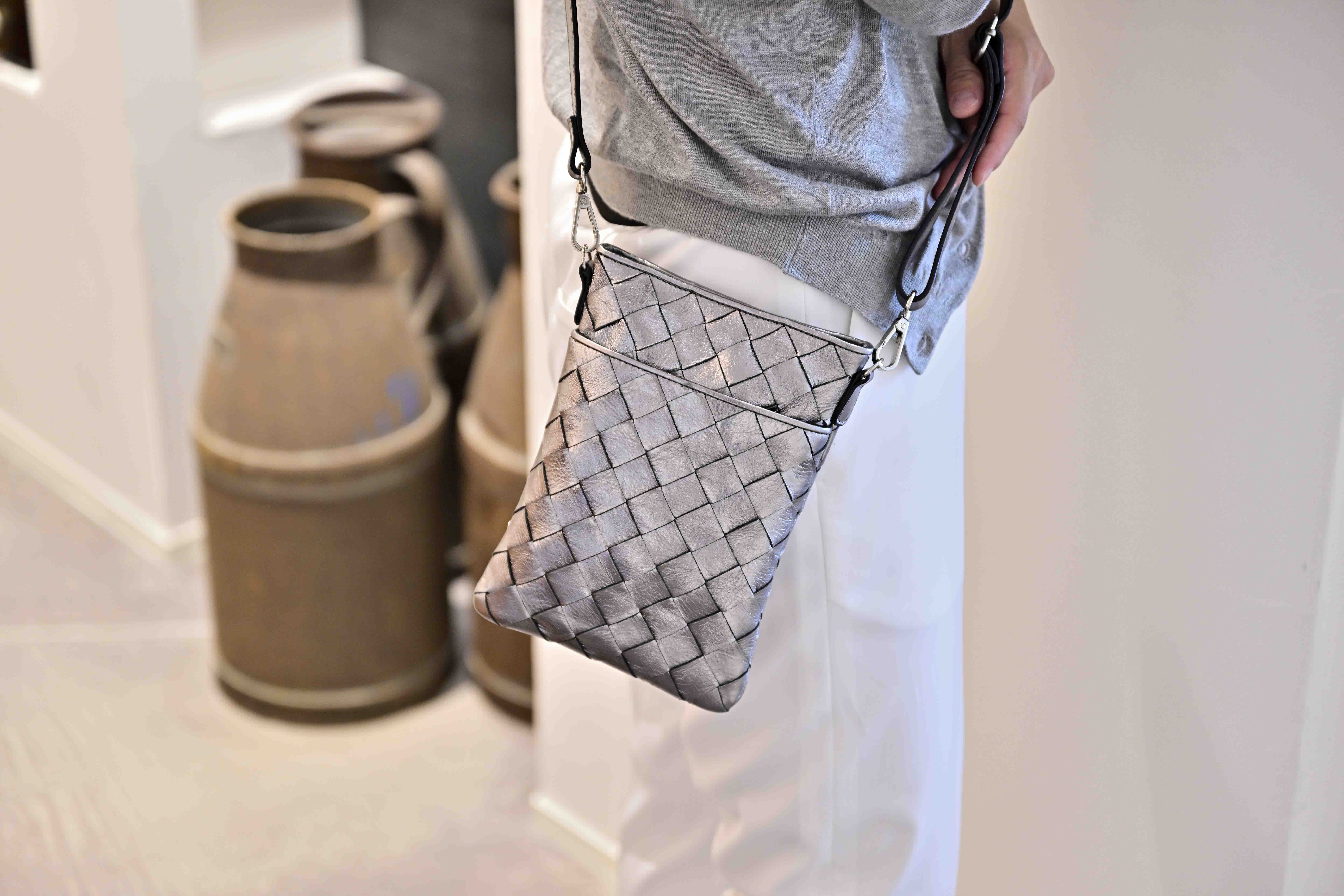 【BM-0002】メッシュ スマホショルダー