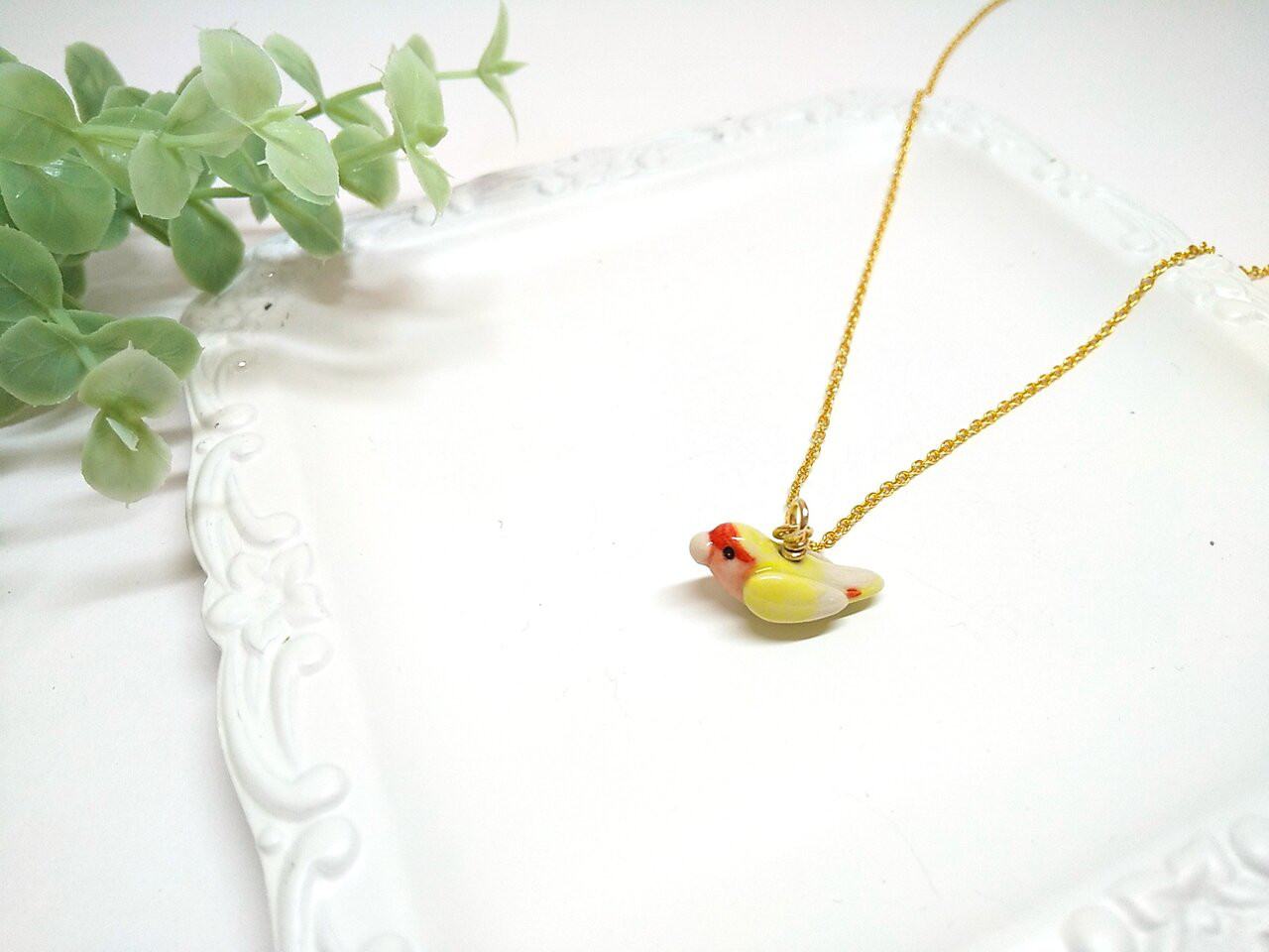 コザクラインコ・ルチノーのネックレス