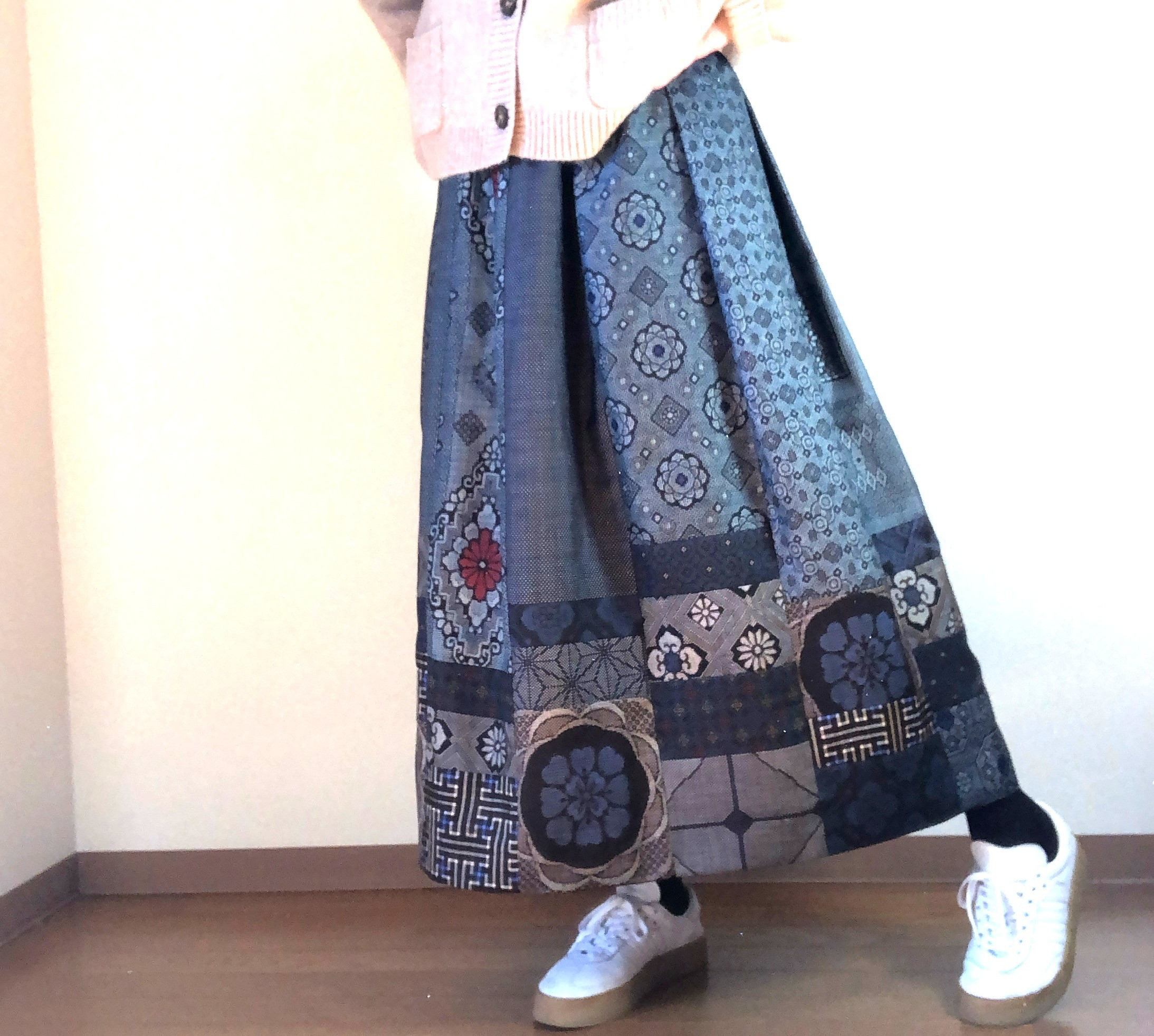 アンティーク大島紬のパッチワークスカート　濃淡グラデーション　青龍郷秋名バラ　裏地付き　着物リメイク