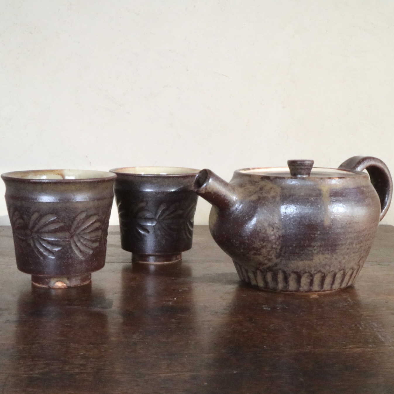 萩焼　茶器揃え　Tea sets　陶器の急須と湯呑み