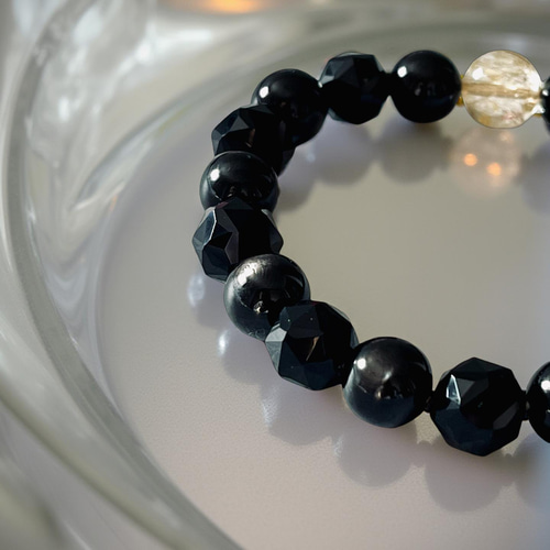 限定一本 天然石ブレスレット《ハイパーシーン＆モリオン＆ルチル