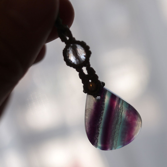 フローライトマクラメネックレスmac445天然石エスニックアジアンエキゾチック金属アレルギーフリーのアクセサリー 13枚目の画像