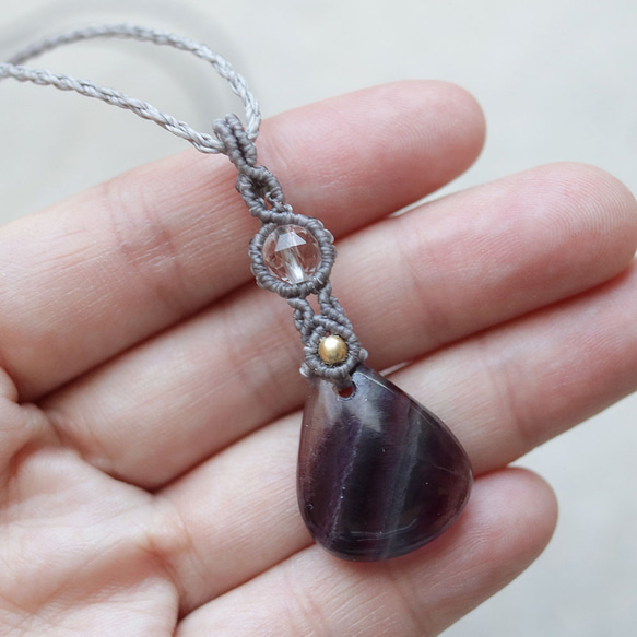 フローライトマクラメネックレスmac445天然石エスニックアジアンエキゾチック金属アレルギーフリーのアクセサリー 12枚目の画像