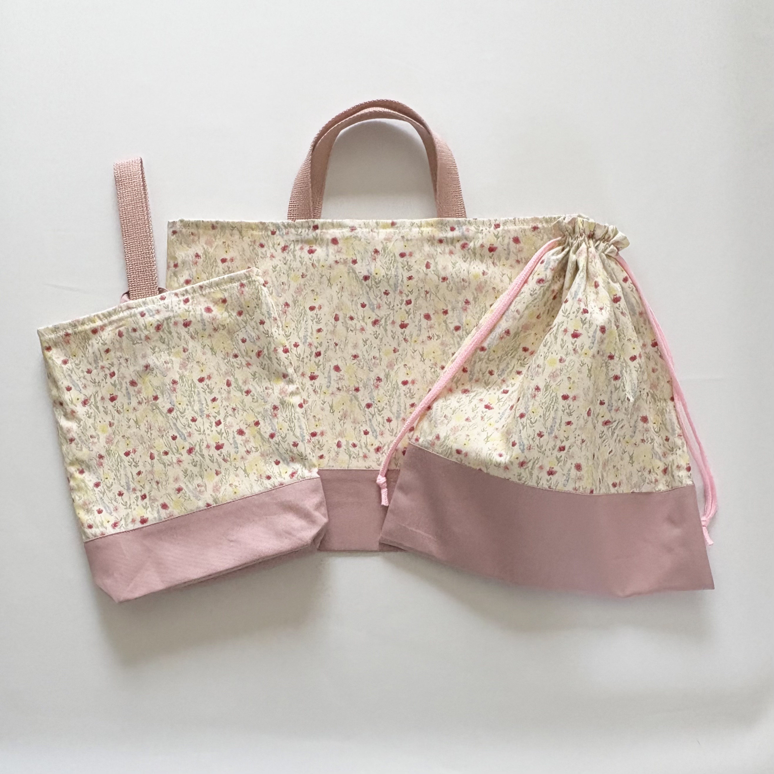 ピンクフラワー レッスンバッグ上履き袋 巾着袋 入園・入学グッズ 【送料無料】3点セット くすみピンク 花柄