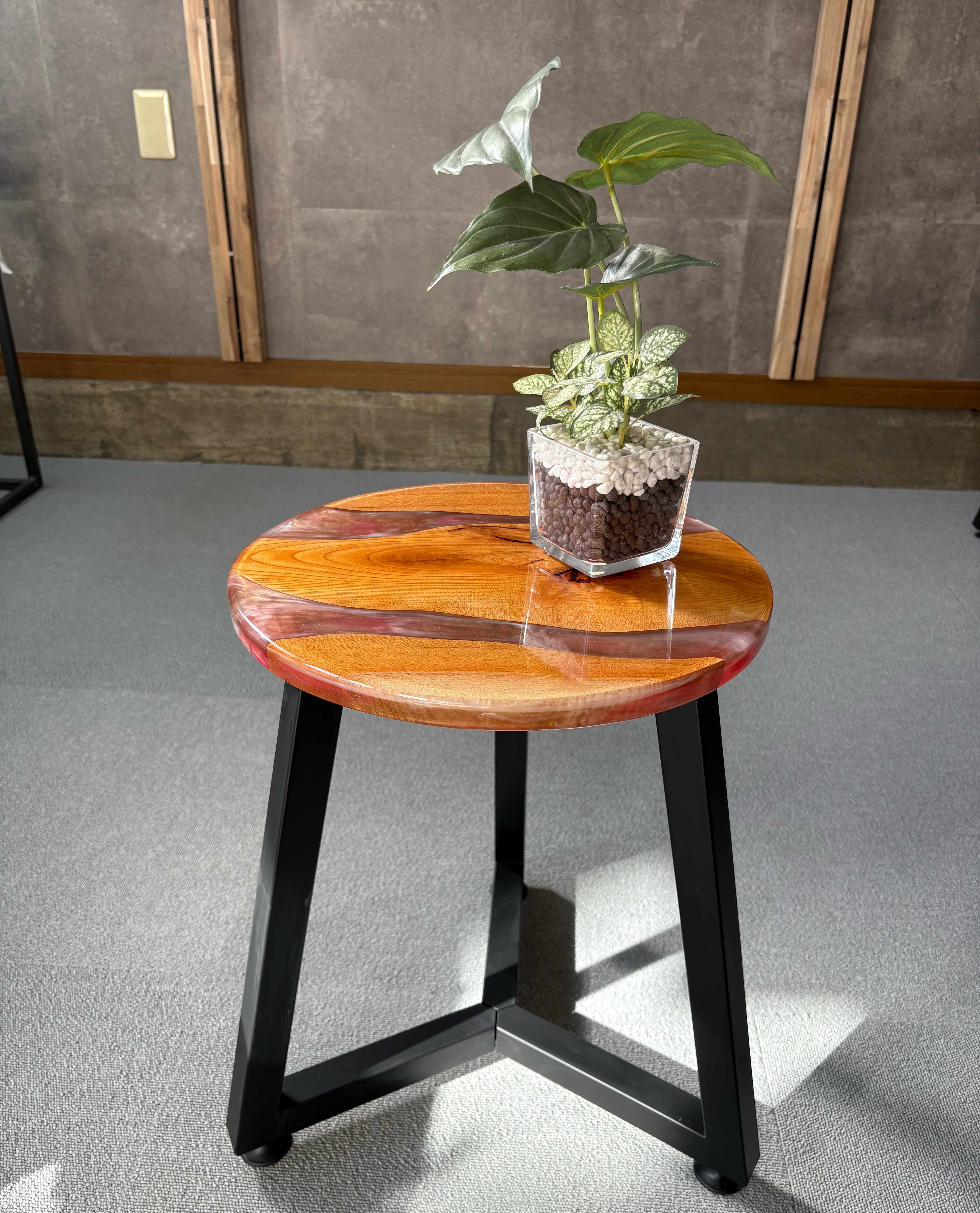 レジンサイドテーブル/チェア－Mars