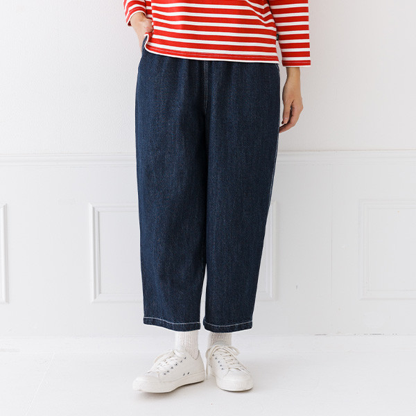 【人気デニム】シルエットを拾わない 楽ちんウエストゴム 9オンスデニム タックパンツ
