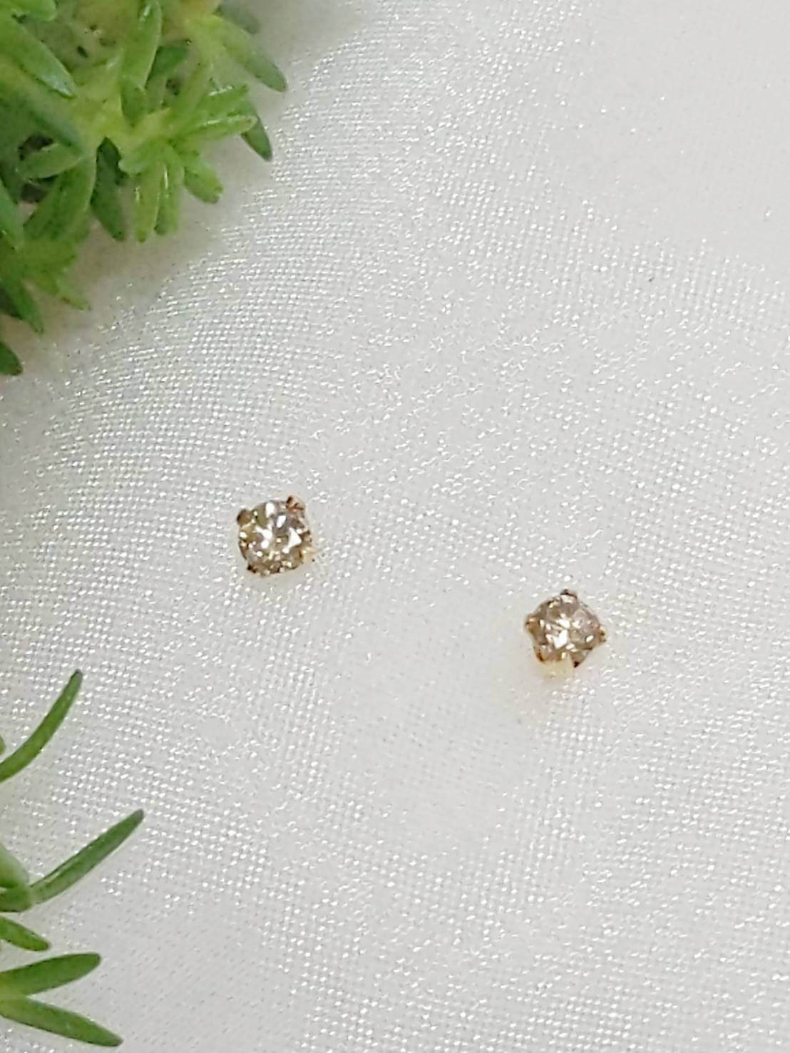 14kgf★ブラウンダイヤモンド3mm　一粒ピアス　オフィス　シンプル　毎日気分up!