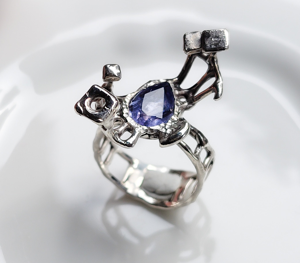 7号・SV925・タンザナイトの指環：《水の中の太陽の思い出02》