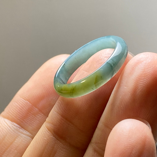 L16-17 糯氷種 13.5号 黄翡翠 グアテマラ産 A貨 本翡翠 くりぬき