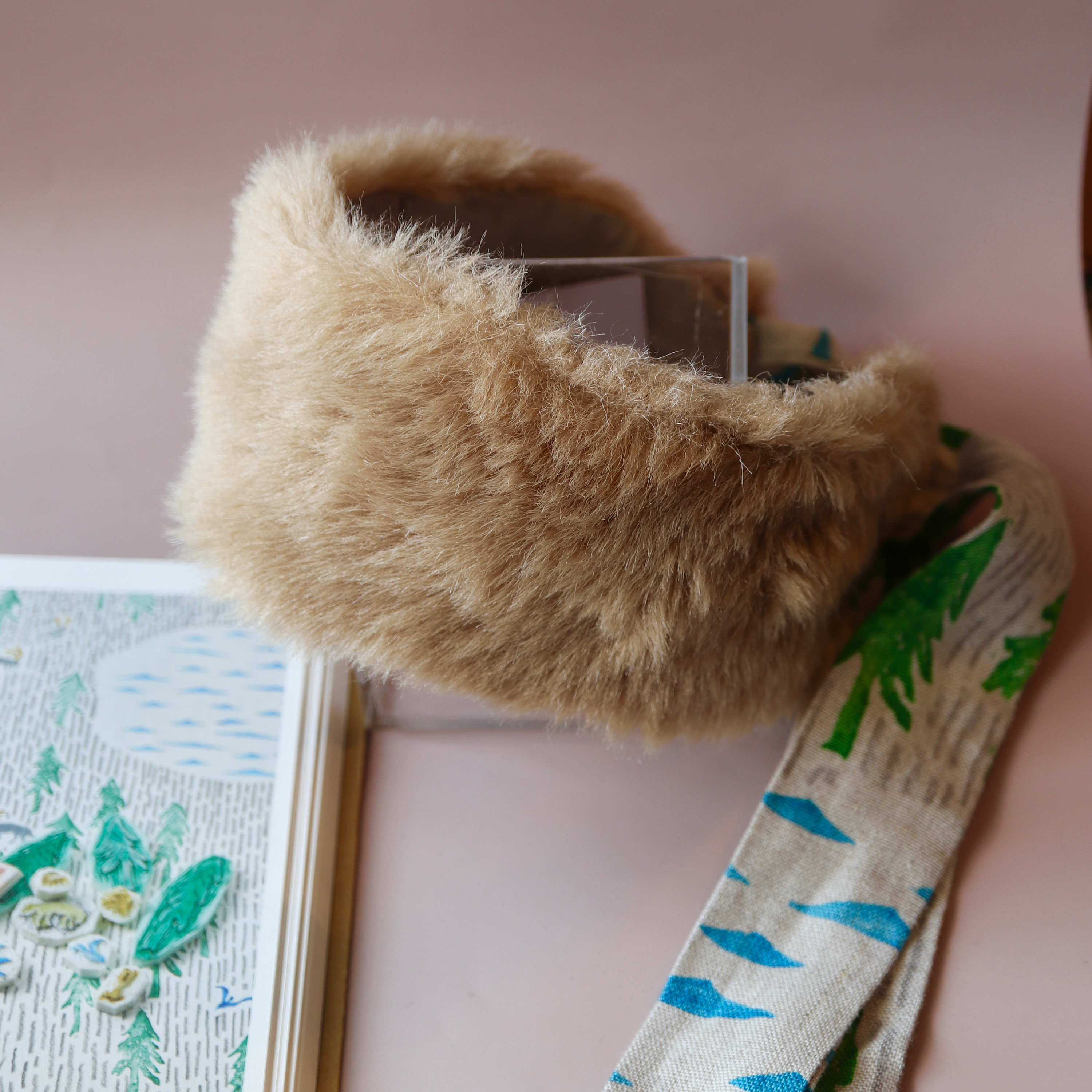 Oeuf『ファー＋oneday』ミドルファー（キナリ）ミナペルホネンカチューシャアレンジ自在