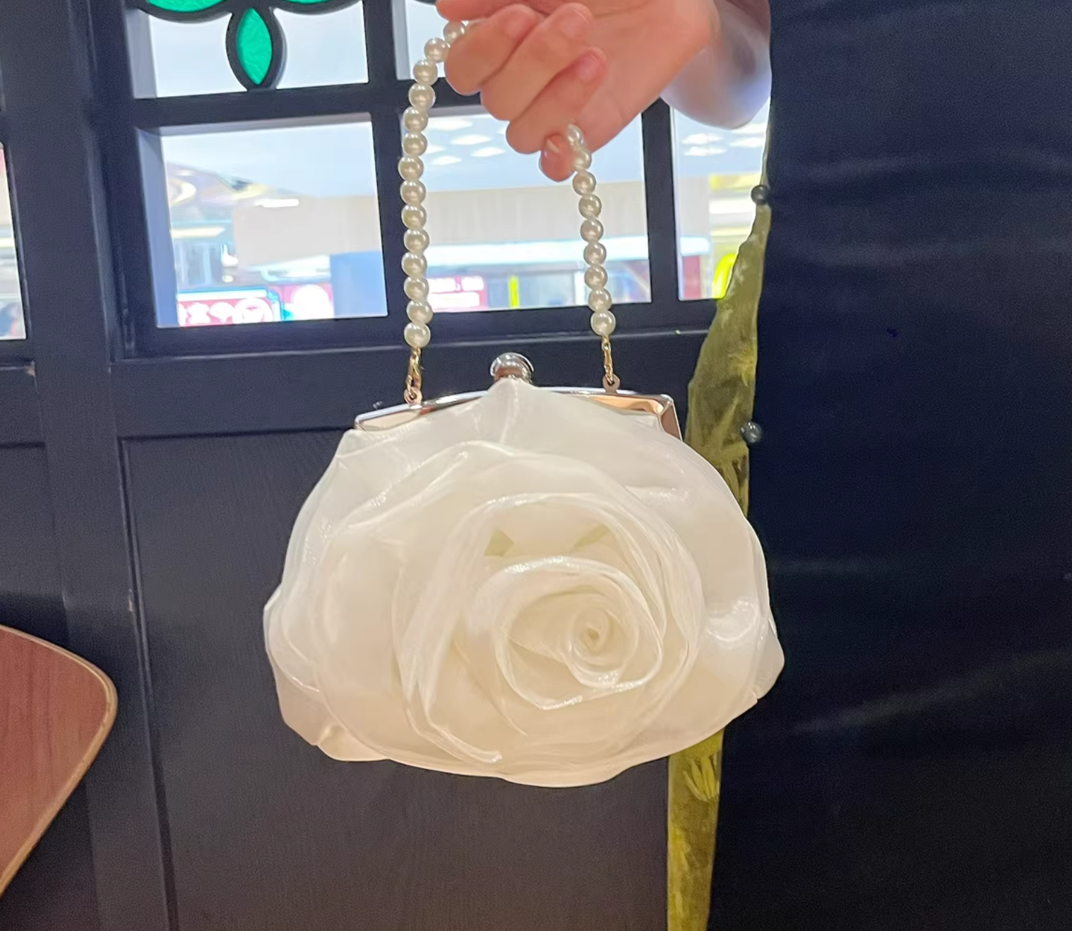 ♡クラッチバッグ　可愛いパーティーバッグ9～14日届け送料込み