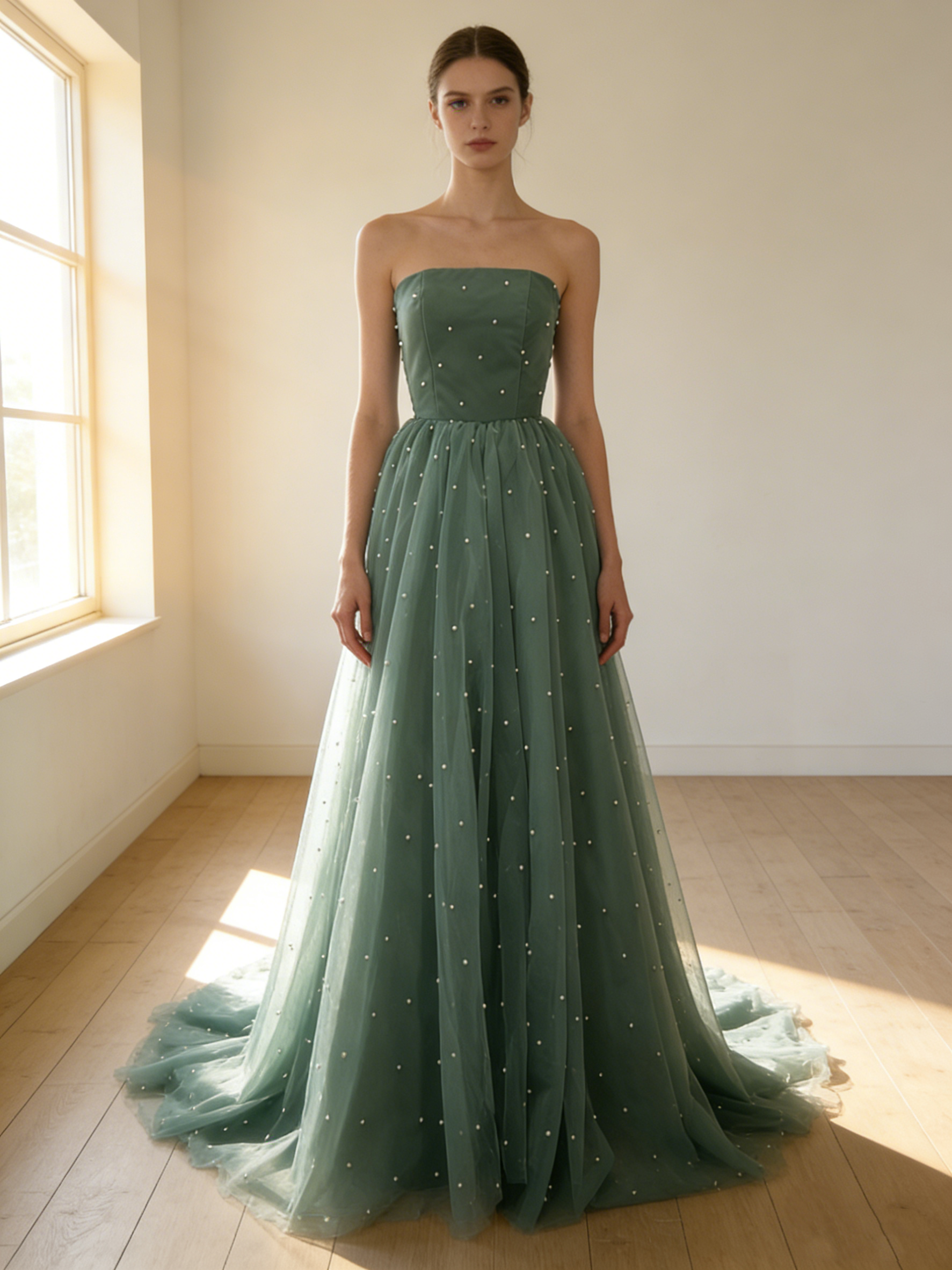送料無料！ソフトチュールミントグリーンドレス　　サッシュベルト　トレーン　パール付き