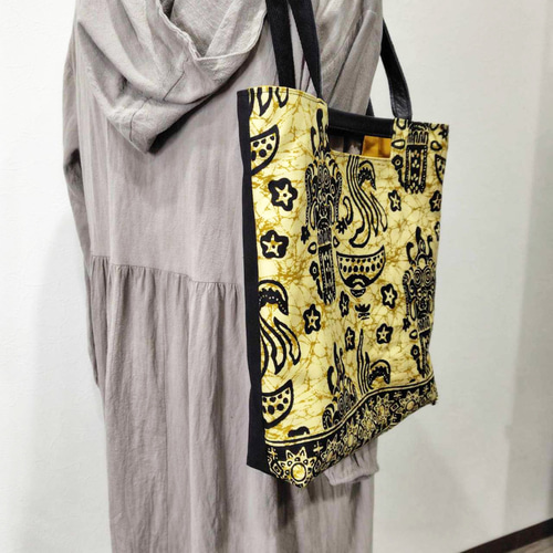 藤井風さん着用 インドネシアバティックスペイン/A4ショルダートート