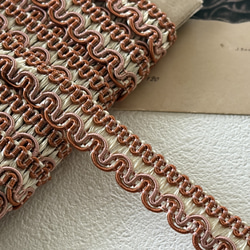 輸入コットンファブリック トルソー柄 アンティーク調デザイン