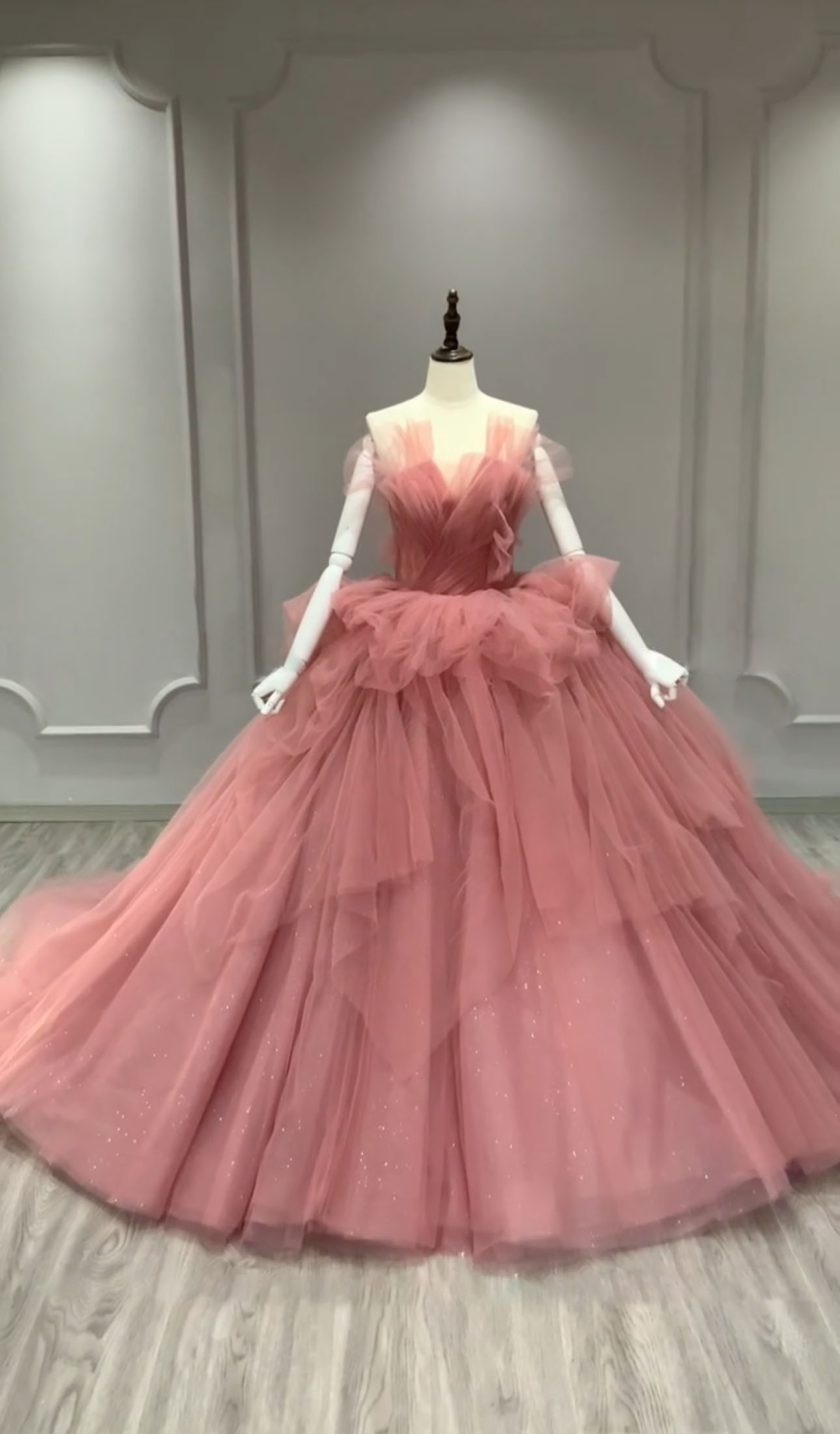 高品質　カラードレス　ピンクソフィア　袖無し　vネック　セクシー　ふんわりチュール　サイズオーダー可能　ブライダル前撮り