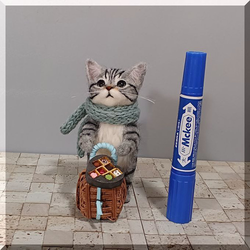 羊毛フェルト 猫 立ちニャンコ アメリカンショートヘア アメショ ねこ