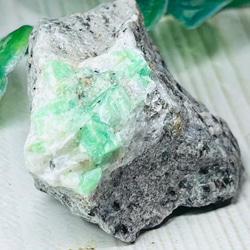 トラピッチェ アメジスト 紫水晶 穴あき パーツ 原石 天然石 東洋