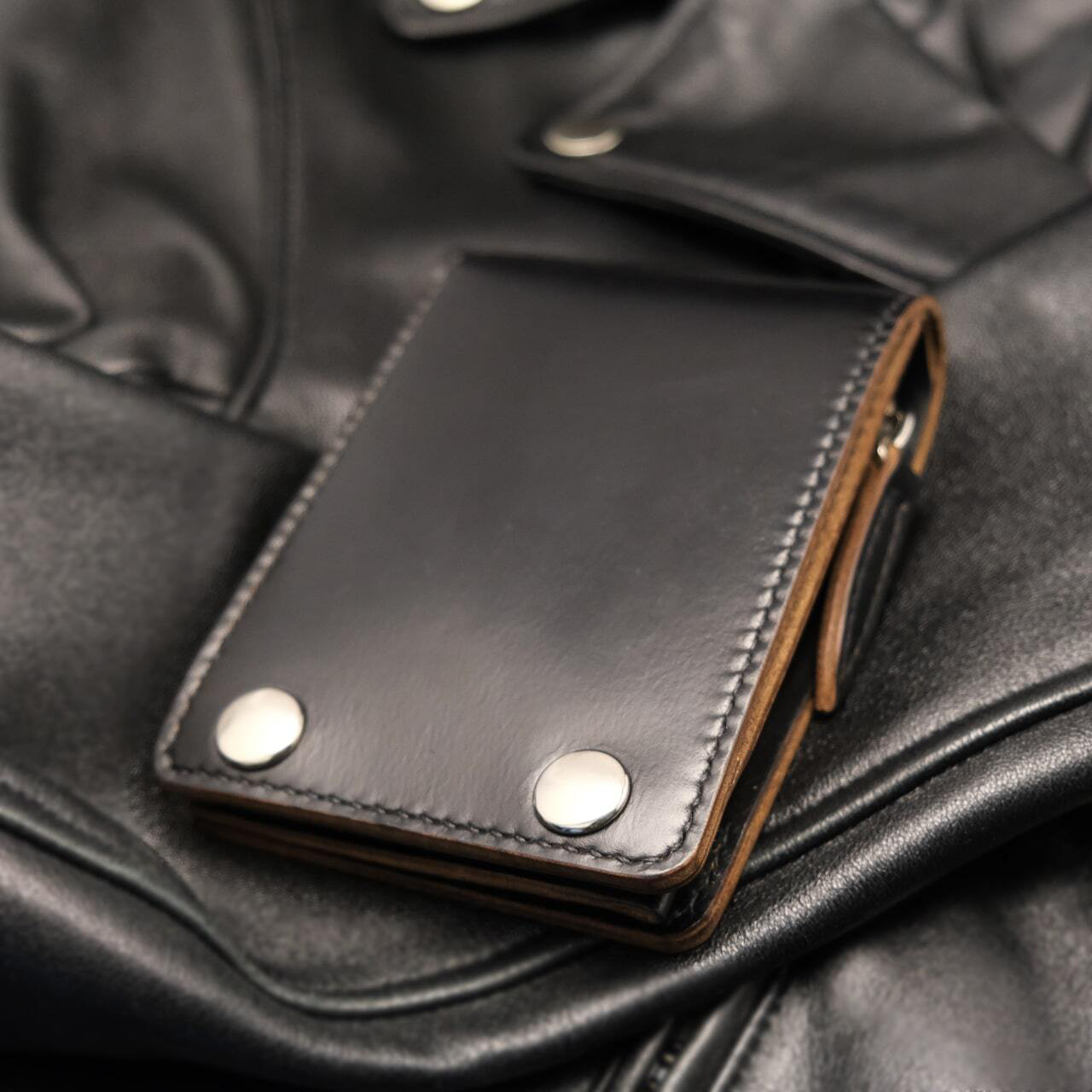 受注生産 クロムエクセル　二つ折りトラッカーウォレット ブラック茶芯 S03-EXBK-N　金具：ニッケルシルバー色