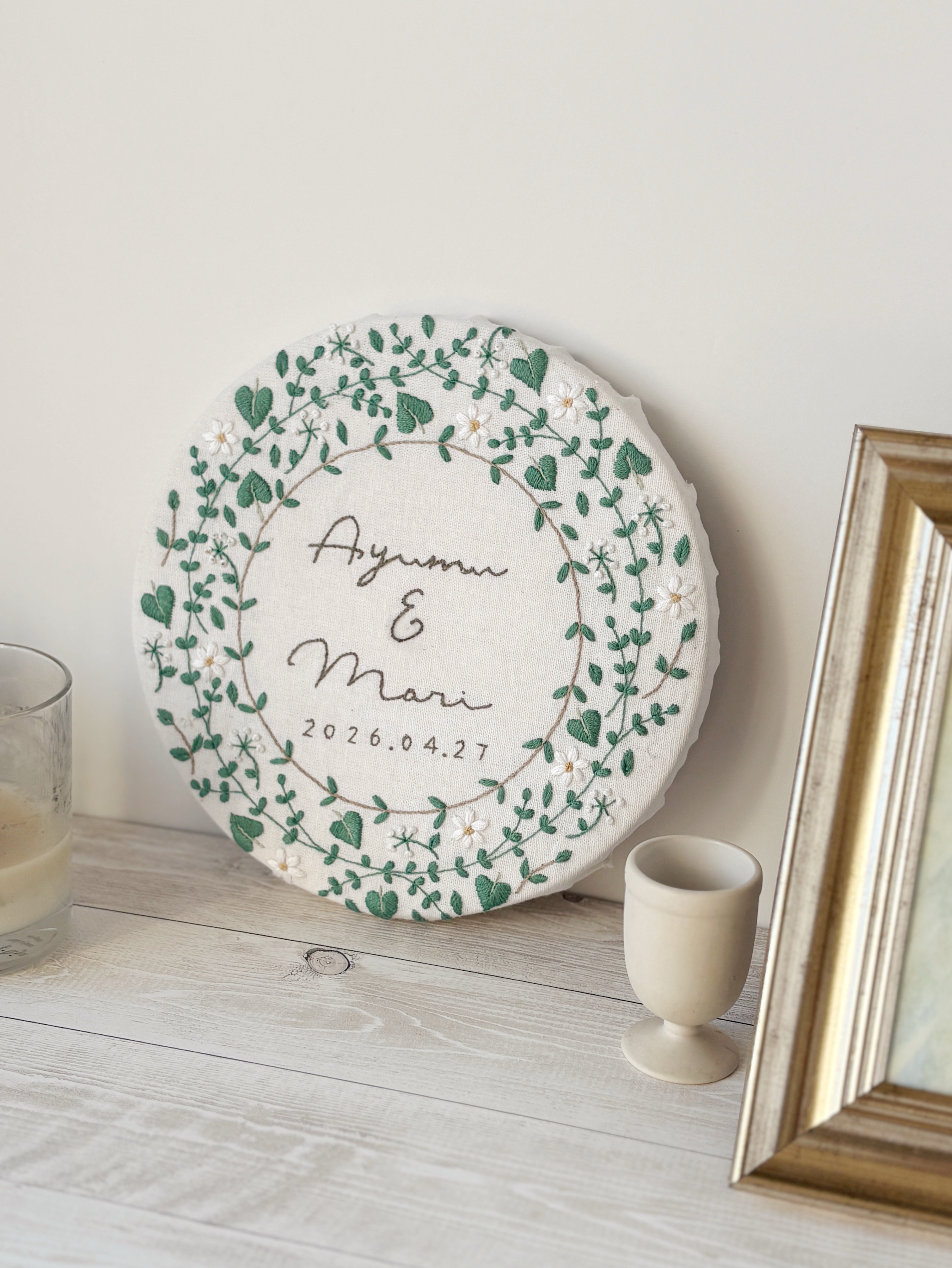 手刺繍のウェルカムボード【green】（命名ボード、バースボードに変更可）ウェディング小物