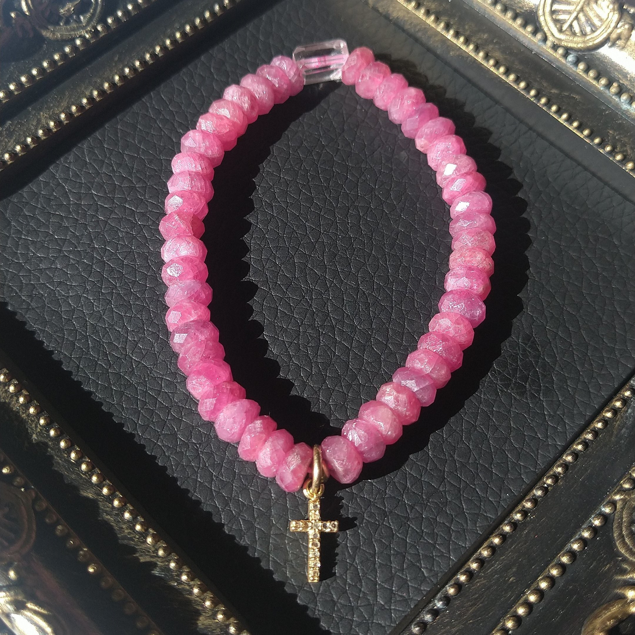 ミャンマー産ルビー × ダイヤモンドクロス（18kgp）ブレスレット