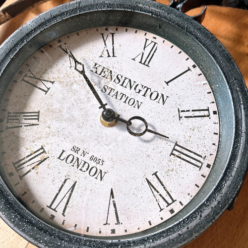 おしゃれな壁掛け時計 アンティーク 風見鶏top 両面時計 シャビーブラック おしゃれな壁掛け時計 アンティーク 風見鶏top 両面時計 シャビー