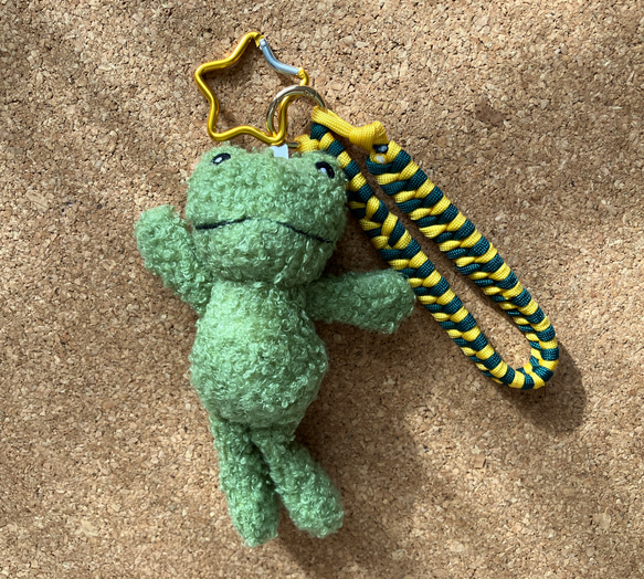 カエル パラコード緑×黄色 キーホルダー バッグチャーム Tenbin 通販