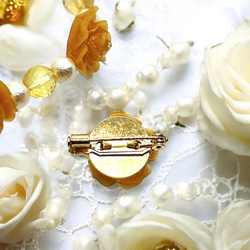 《シトリン・ローズ》希望の光を運ぶくすみイエロー薔薇と天然石パールブレスレット＆ブローチorアンブレラマーカーセット 9枚目の画像