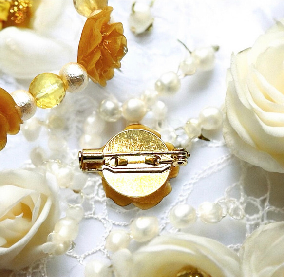 《シトリン・ローズ》希望の光を運ぶくすみイエロー薔薇と天然石パールブレスレット＆ブローチorアンブレラマーカーセット 9枚目の画像