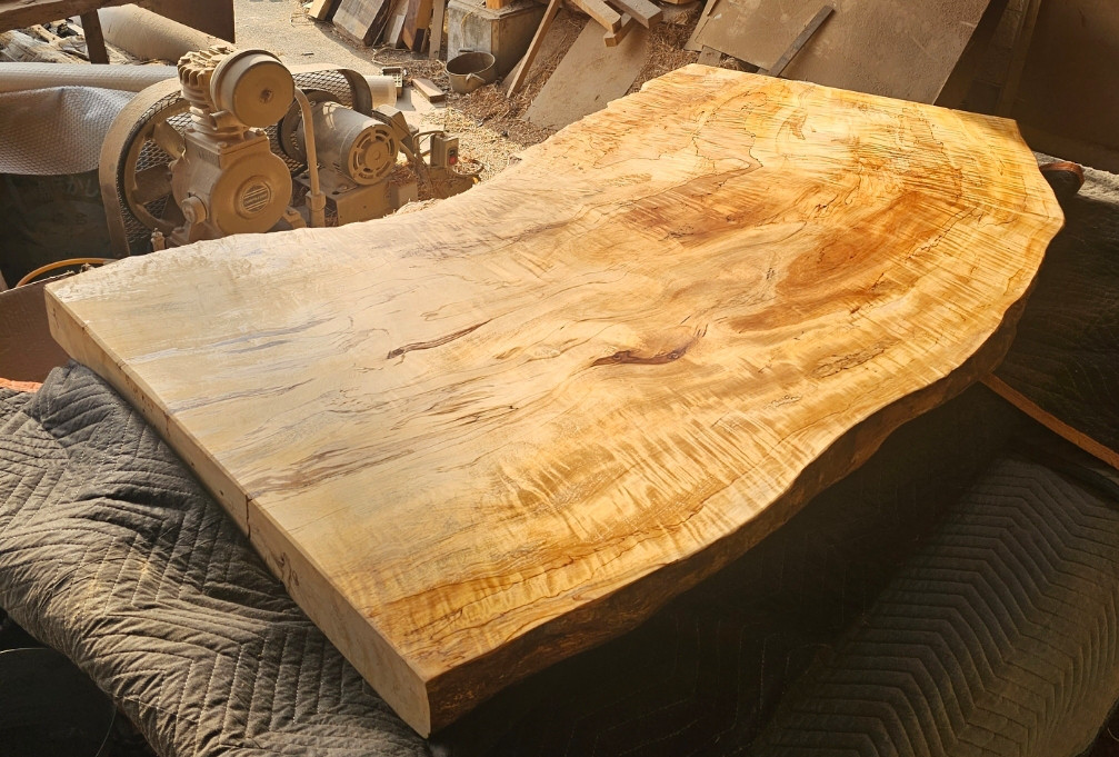 最終値下げ　栃　ダイニング　テーブル　最高級　杢　座卓　リビング　カウンター