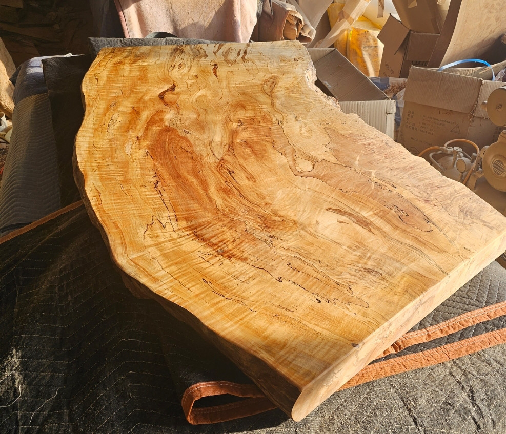 最終値下げ　栃　ダイニング　テーブル　最高級　杢　座卓　リビング　カウンター