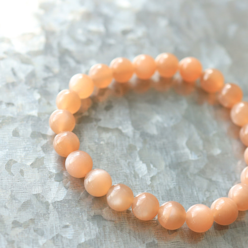 ☆プレミアムブレス☆月のパワーを秘めた愛を伝える石☆オレンジムーン