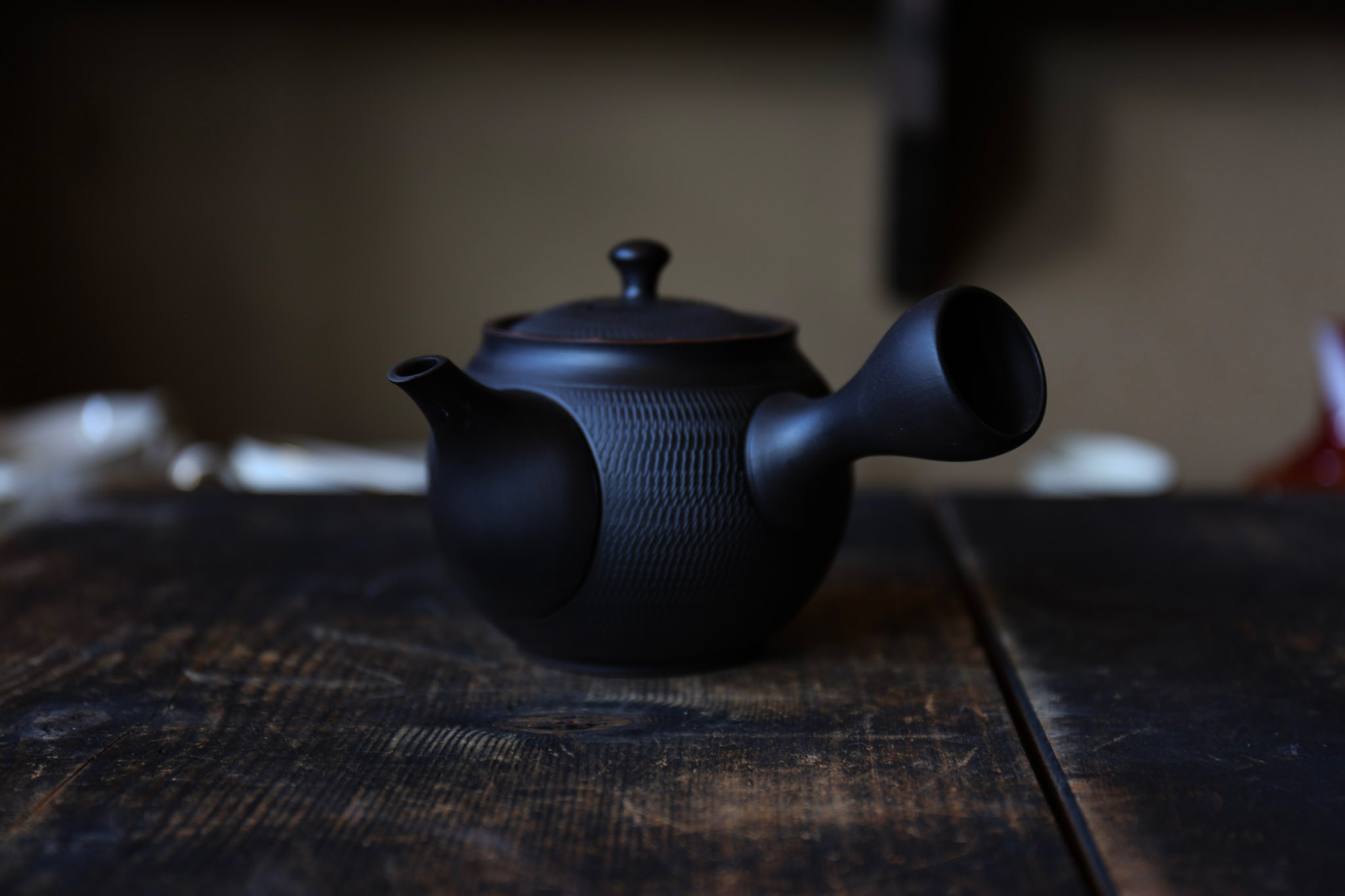 毎日使いたくなる丸急須「最後の一滴まで注ぎきれる丸型急須 手軽に使える本格急須」　愛知県常滑産・常滑急須・380cc　ヤ 5,363円