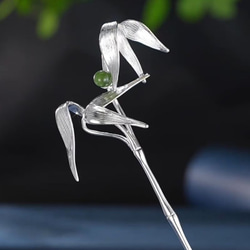 フクロウのリング - まるで夜の森の中でフクロウが静かに見守っている