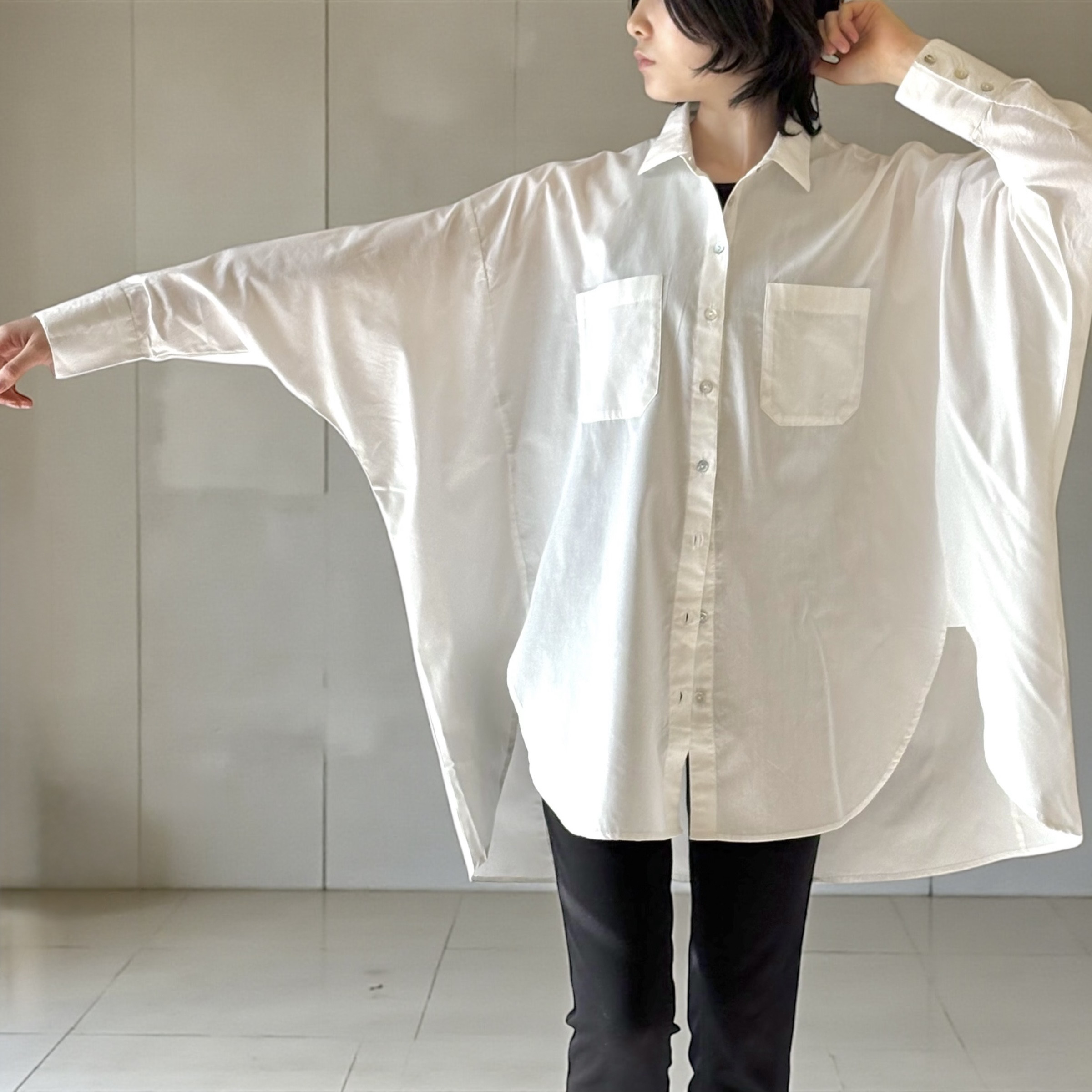 【一枚で着映える】大人のための美シルエットbigシャツ　春夏の羽織りにも　体型カバー