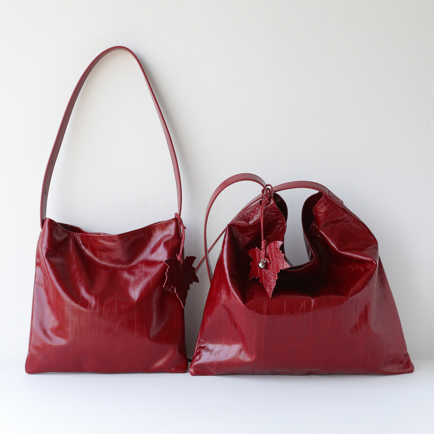 上質な本革｜やわらかな佇まいの シンプルレザートートバッグ（2サイズ展開）