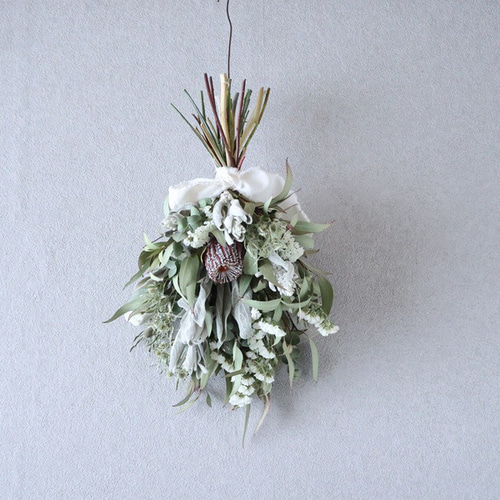 春新作！バンクシアのドライフラワースワッグ ブーケ I Bee