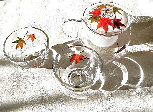 Proのガラス絵師が本気で描いた「紅葉＝もみじ」急須＆茶碗2個セット