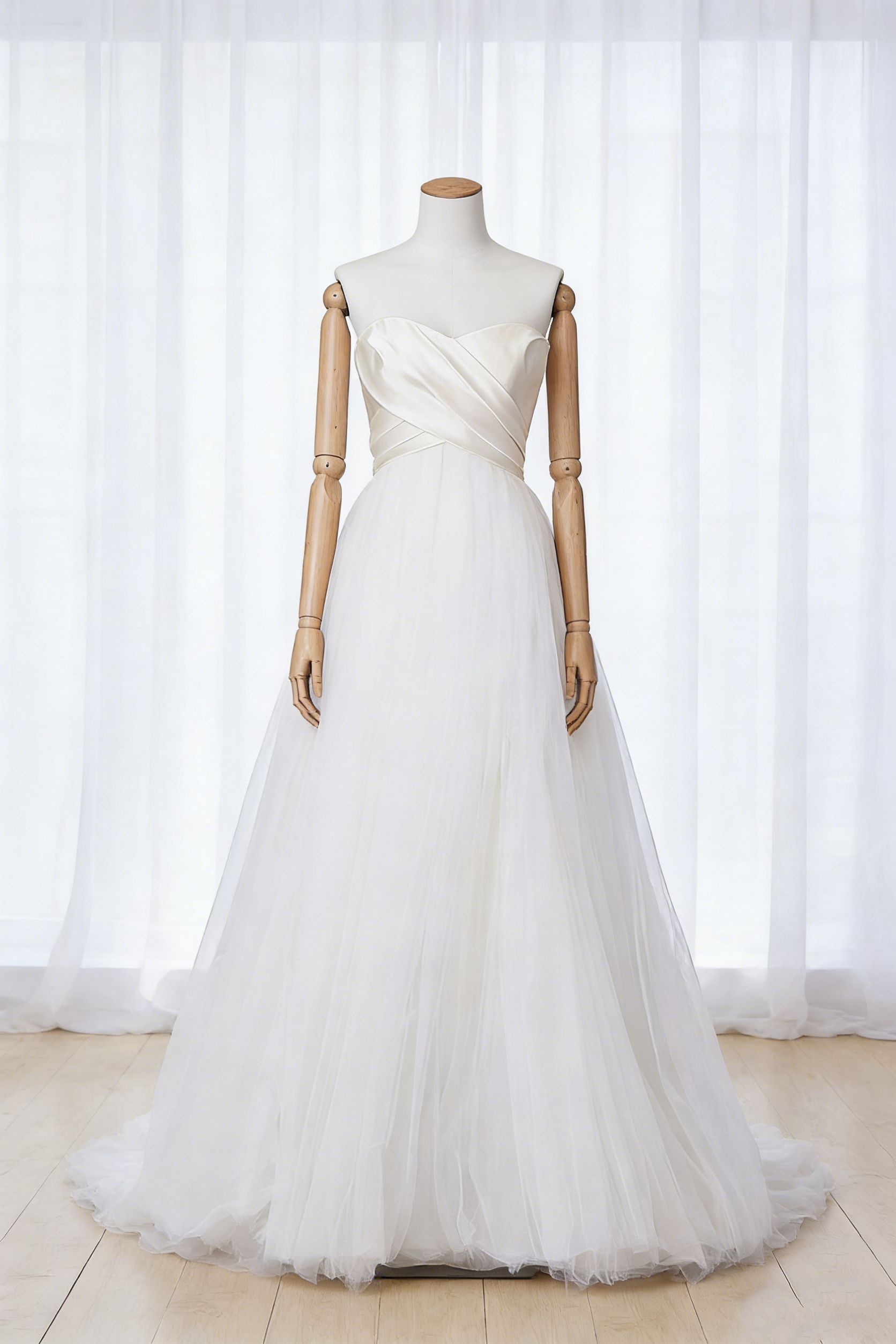 送料無料！ウェディングドレス 柔らかく重ねたチュールスカート ベアトップ Aライン ロングワンピース 結婚式