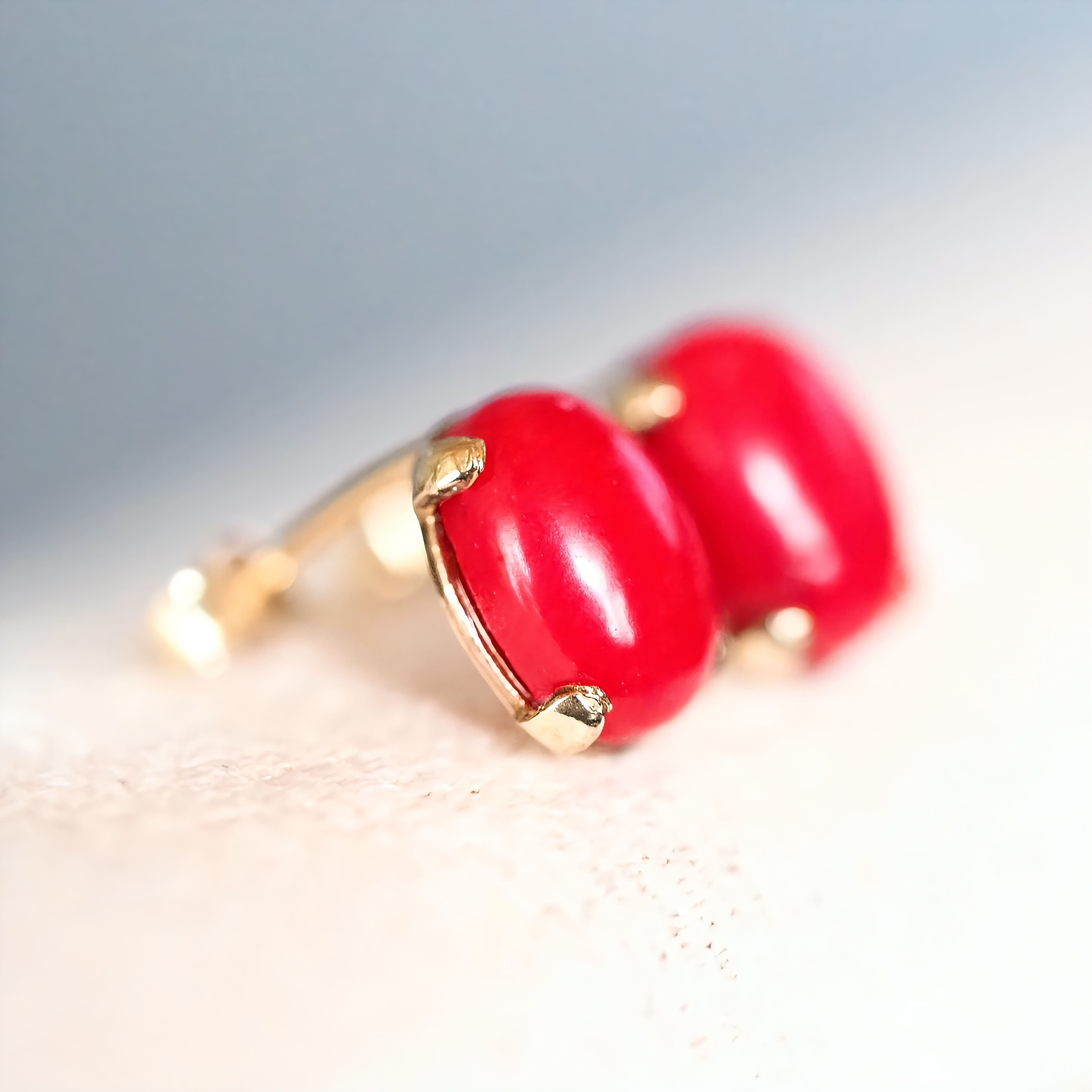 《赤珊瑚のスタッドピアス》