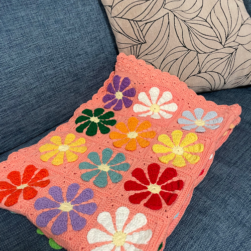 レトロフラワー 人気商品 カラフルひざ掛け モチーフブランケット