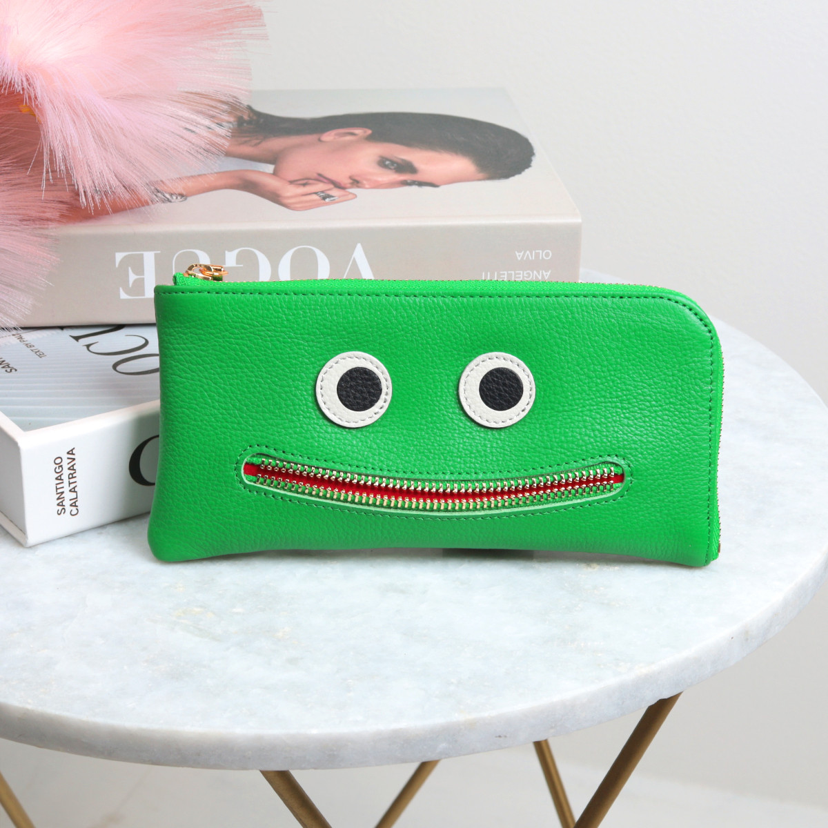 【Eグリーン/ニッコリL字長財布】思わず誰かに見せたくなる/薄マチ軽量のモンスタL字財布/L字長財布【にっこりver.】