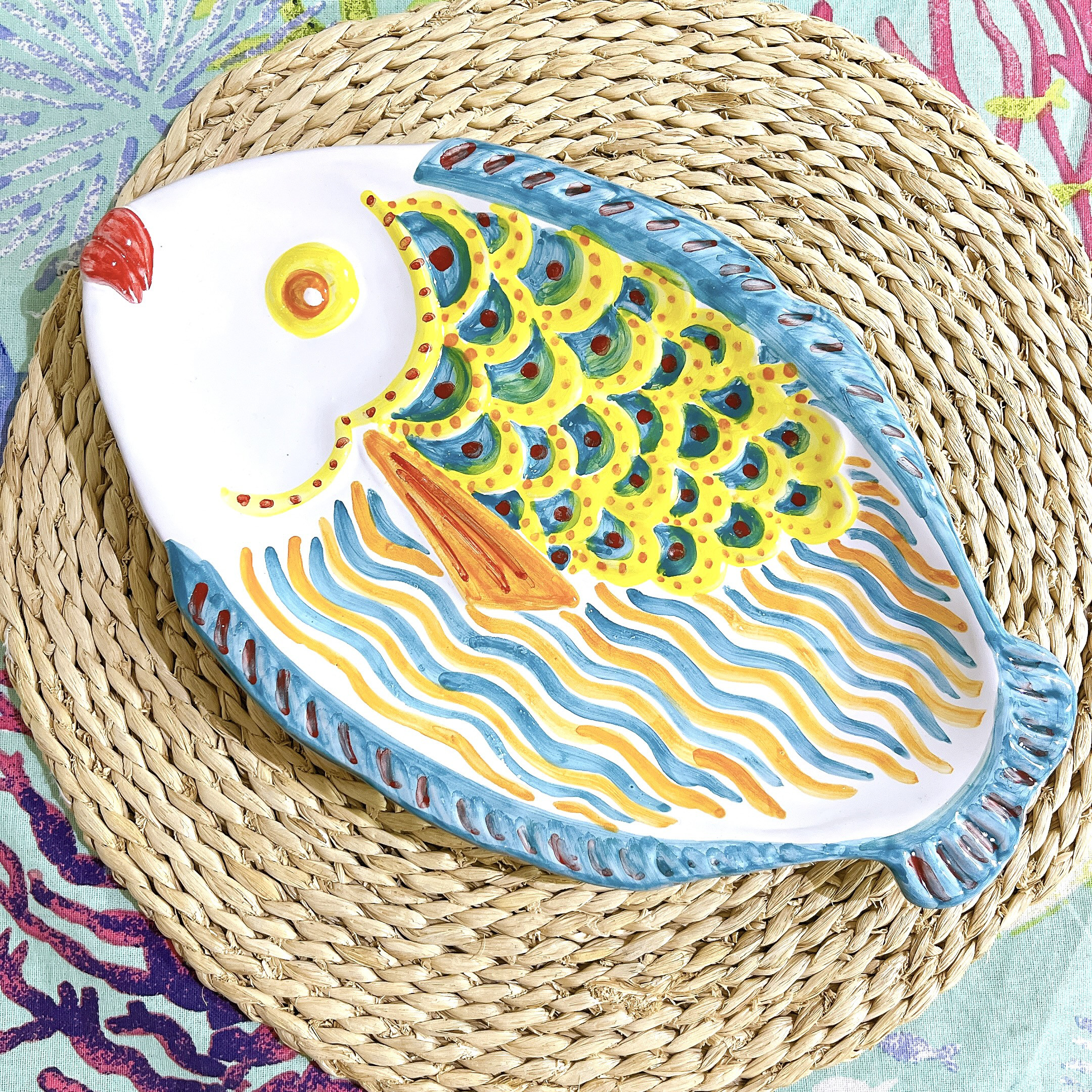 海を感じるマヨリカ焼き　大きなお魚のプレート