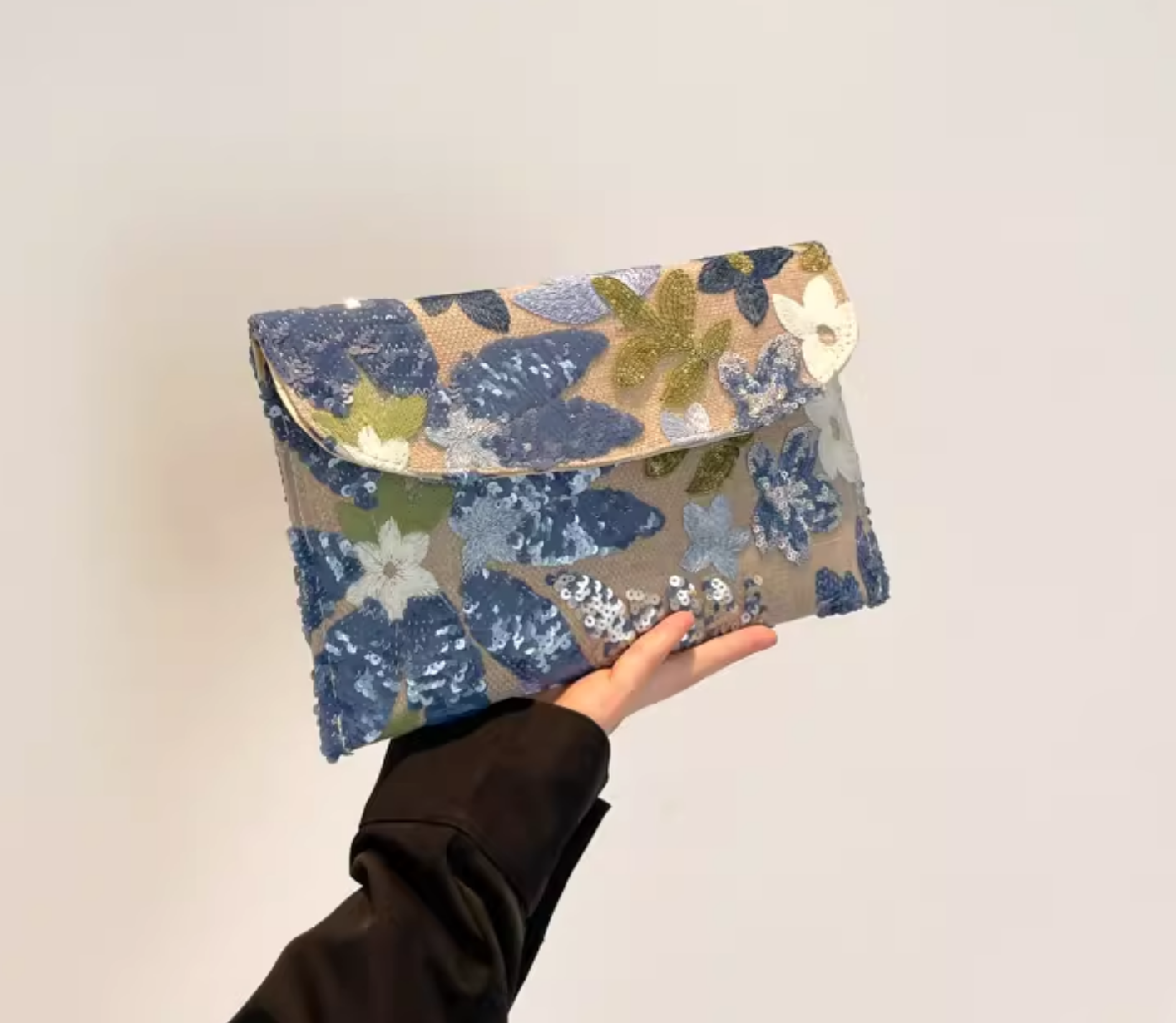 ♡クラッチバッグ　可愛いパーティーバッグ9～14日届け送料込み