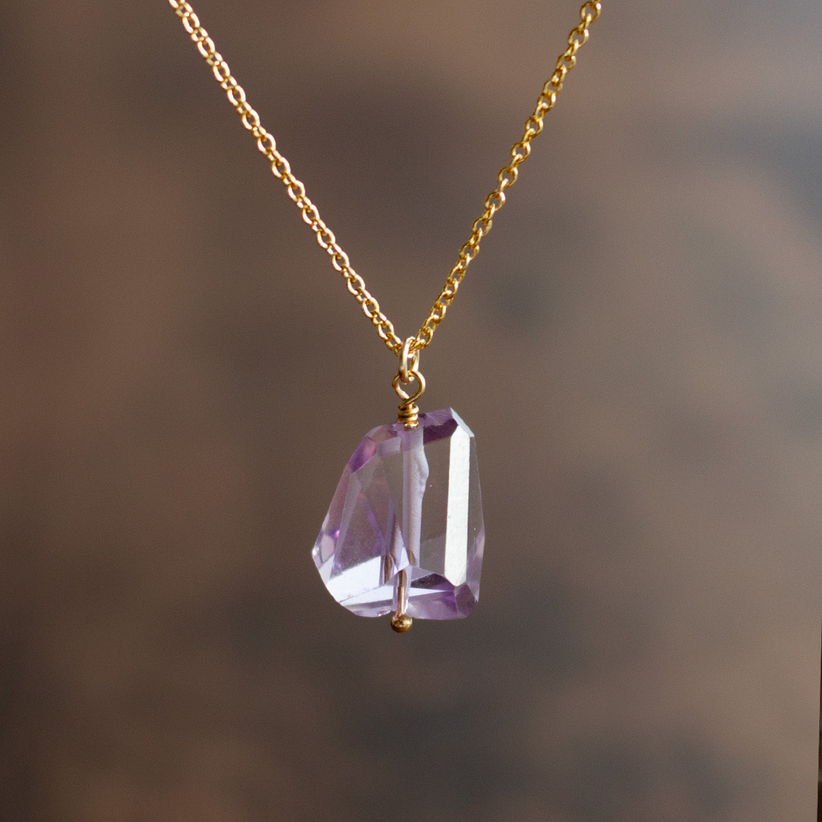 ✨2月誕生石✨ アメジスト＜タンブルカット＞のペンダント（K14GF）