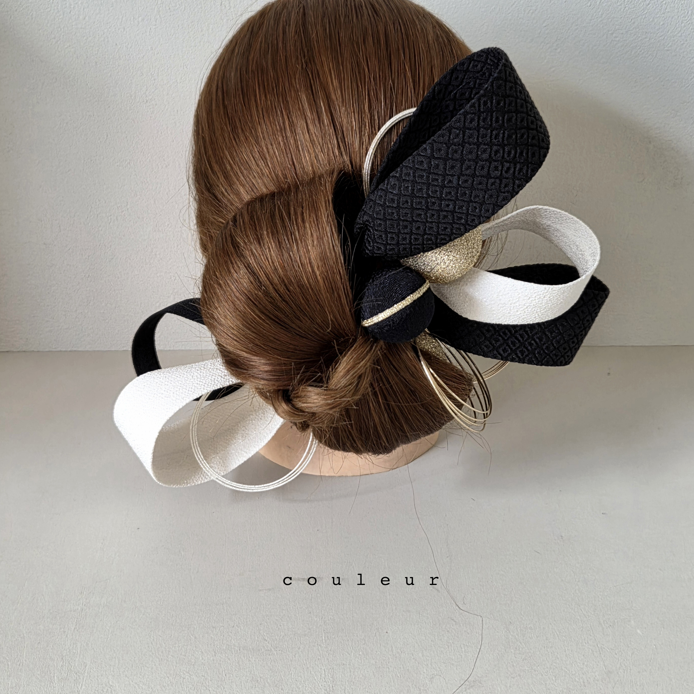 ribbon  black×white 髪飾り かんざし 水引き 結婚式 成人式 卒業式 白無垢 ヘアアクセ 和装 金箔
